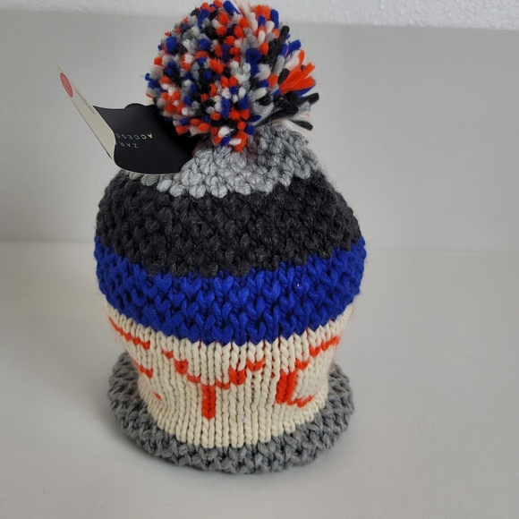 5/$25 ZARA KNIT HAT W LOVE YOU GRAPHICS & POM - Picture 5 of 7